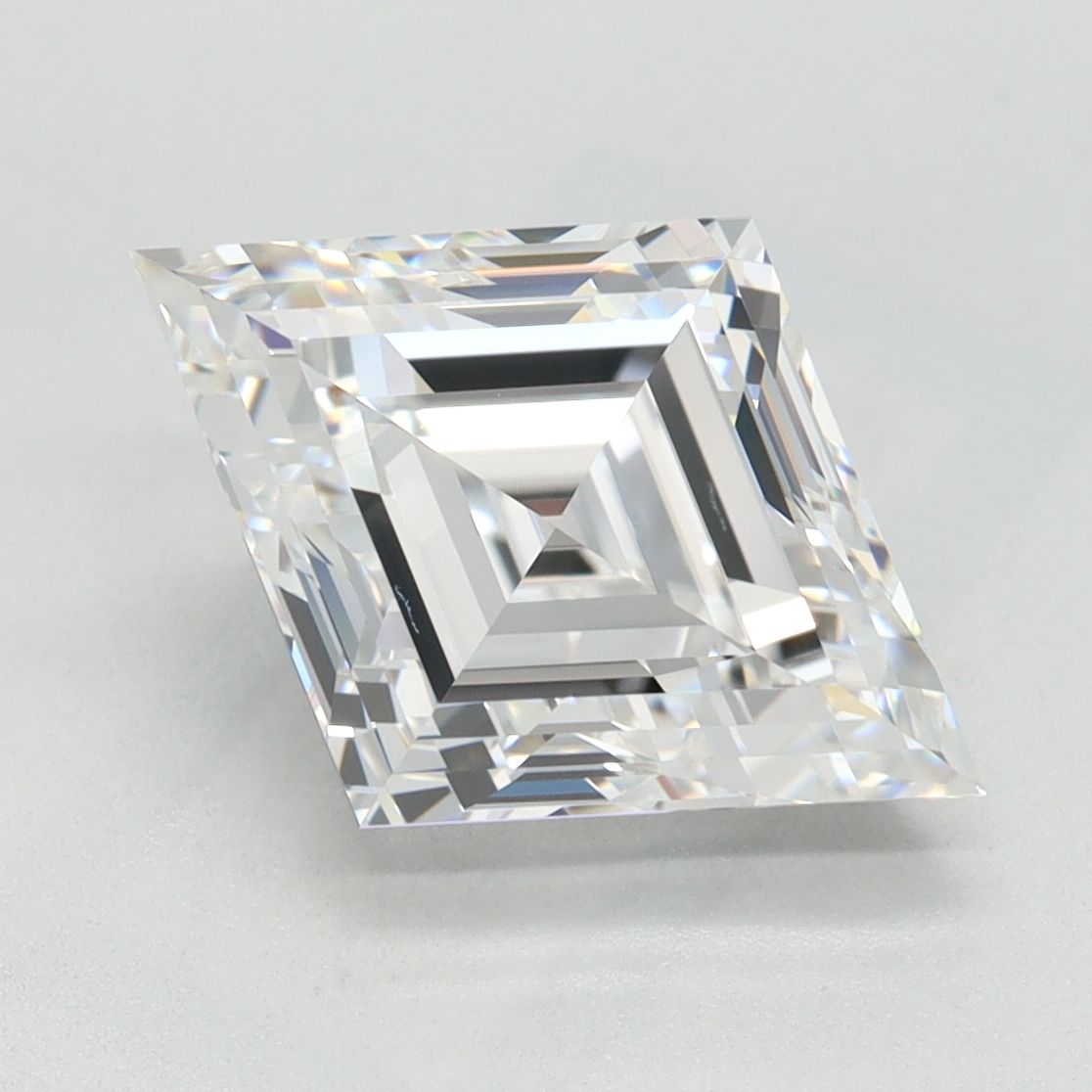 2.79 ct lab-grown Lozenge Diamond