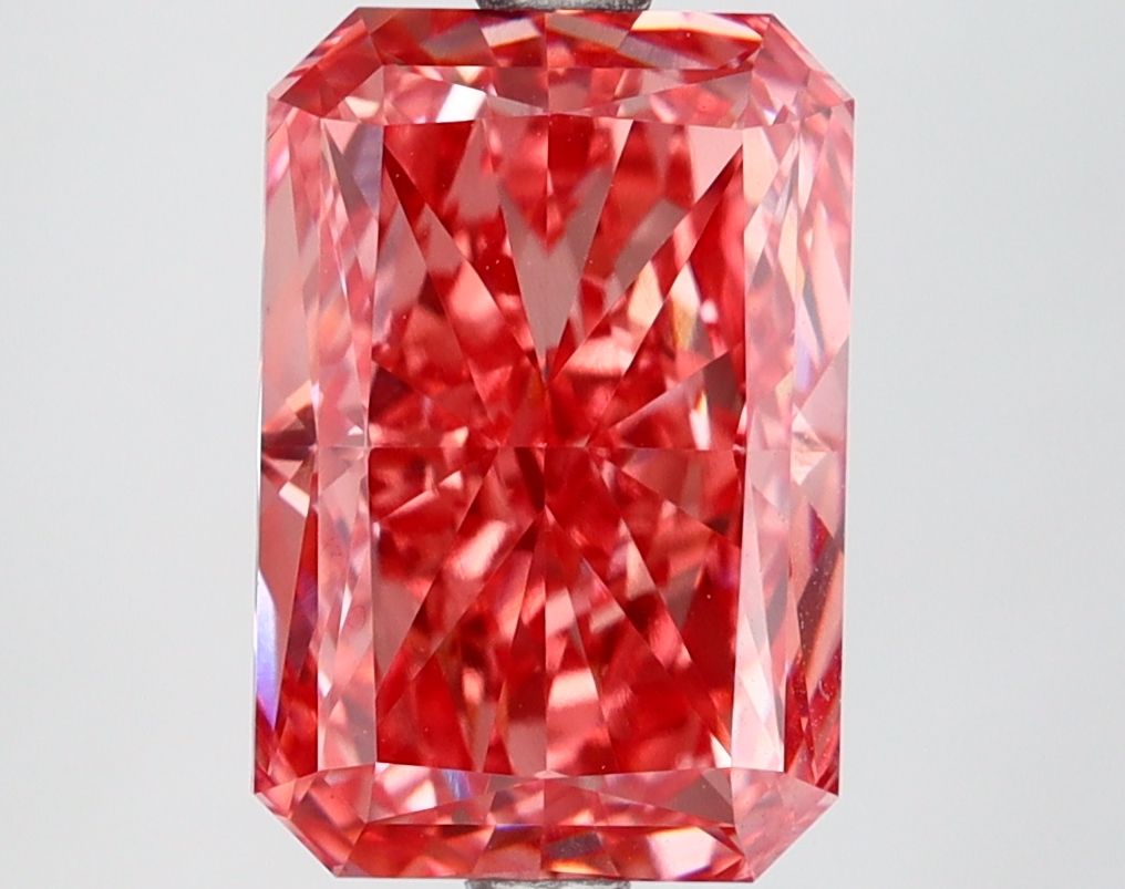 3.77 ct. radiant Lab Grown Diamond front image