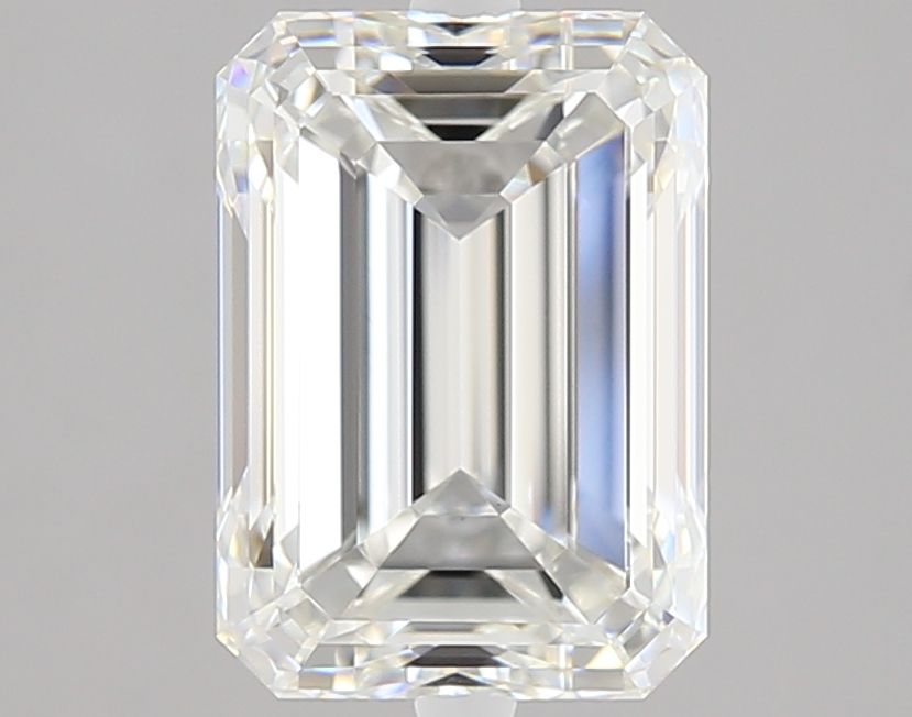 2.80 ct Emerald diamond