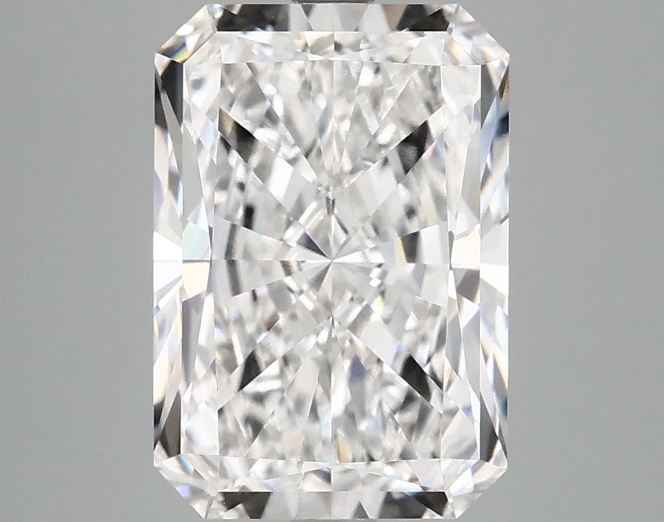 4.02 ct. radiant Lab Grown Diamond front image