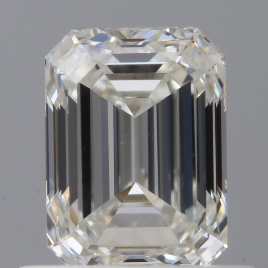 0.70 ct Emerald diamond