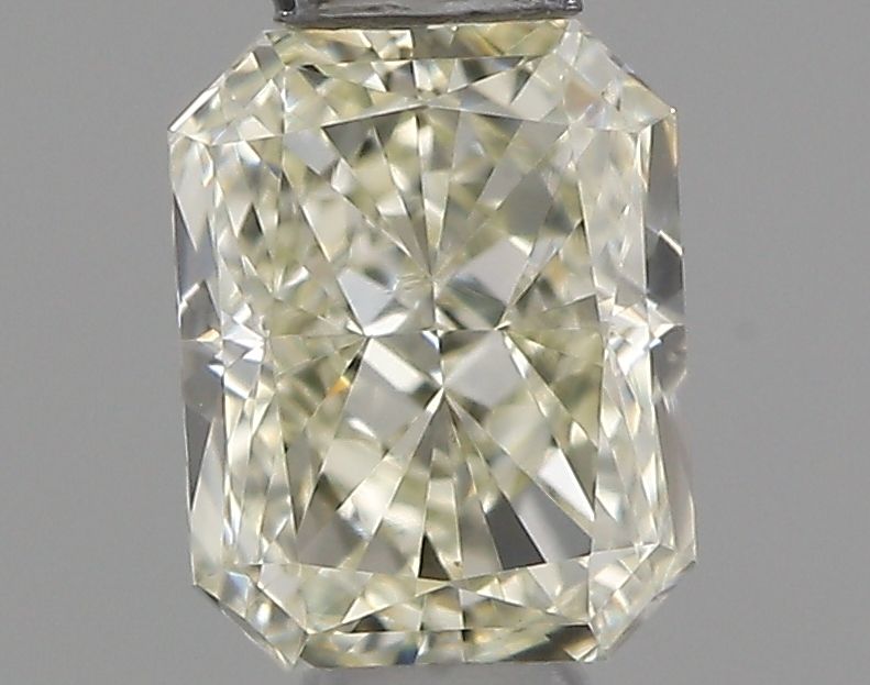 0.33ct Radiant diamond