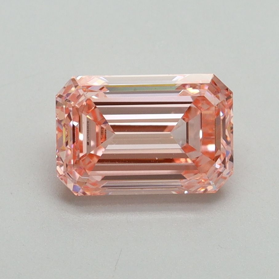 1.54 ct. emerald Lab Grown Diamond front image