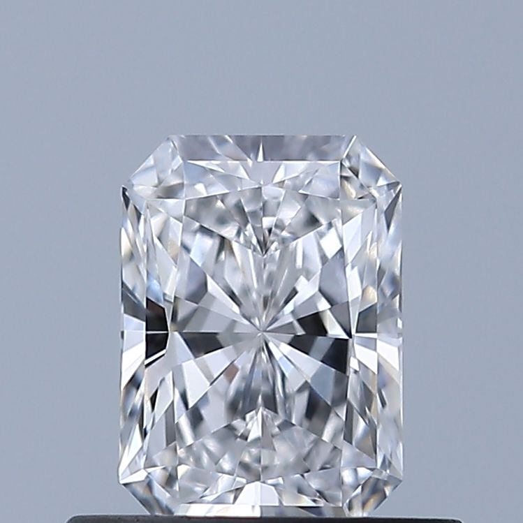 0.51 ct lab-grown Radiant Diamond