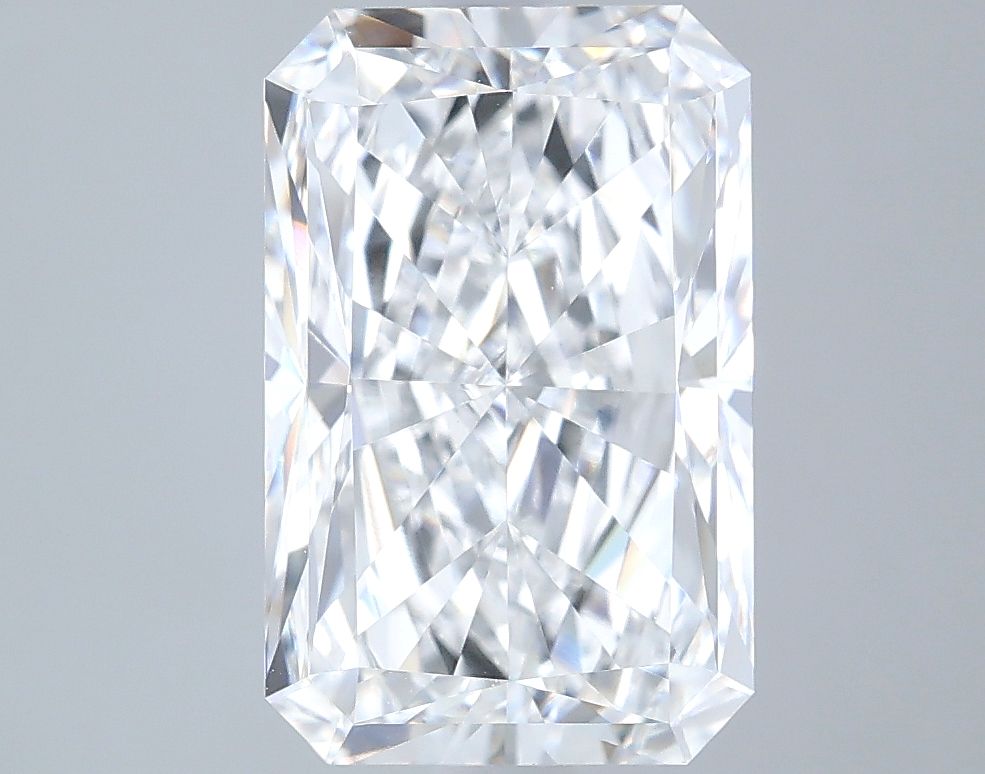 3.52 ct. radiant Lab Grown Diamond front image