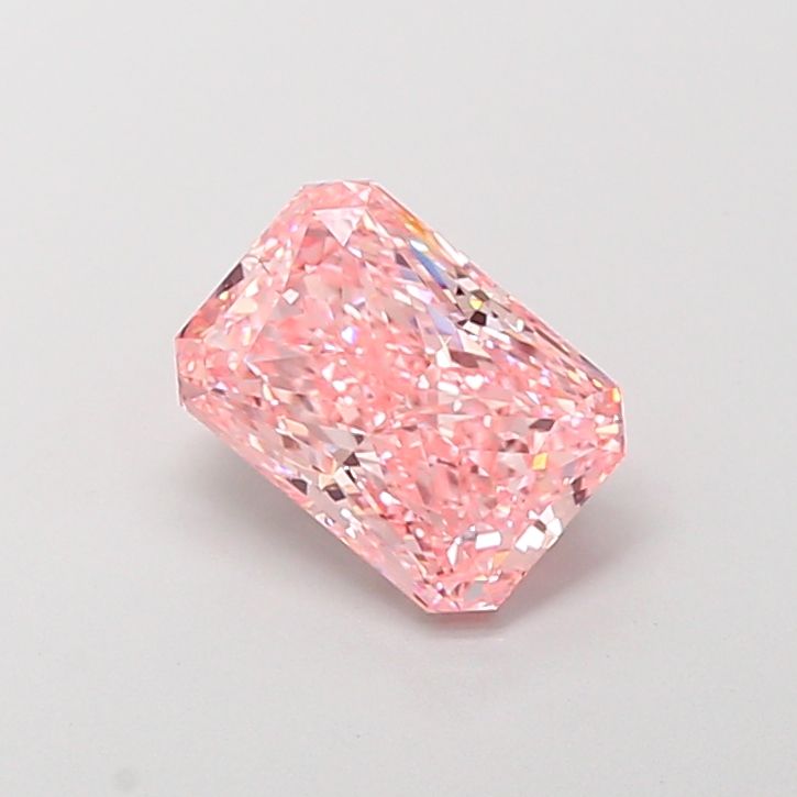 3.02 ct Radiant diamond