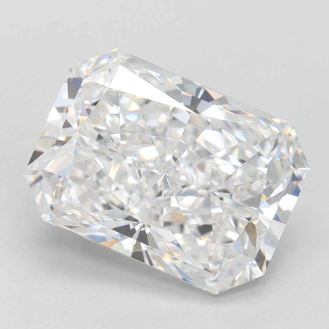 3.05 ct. radiant Lab Grown Diamond front image