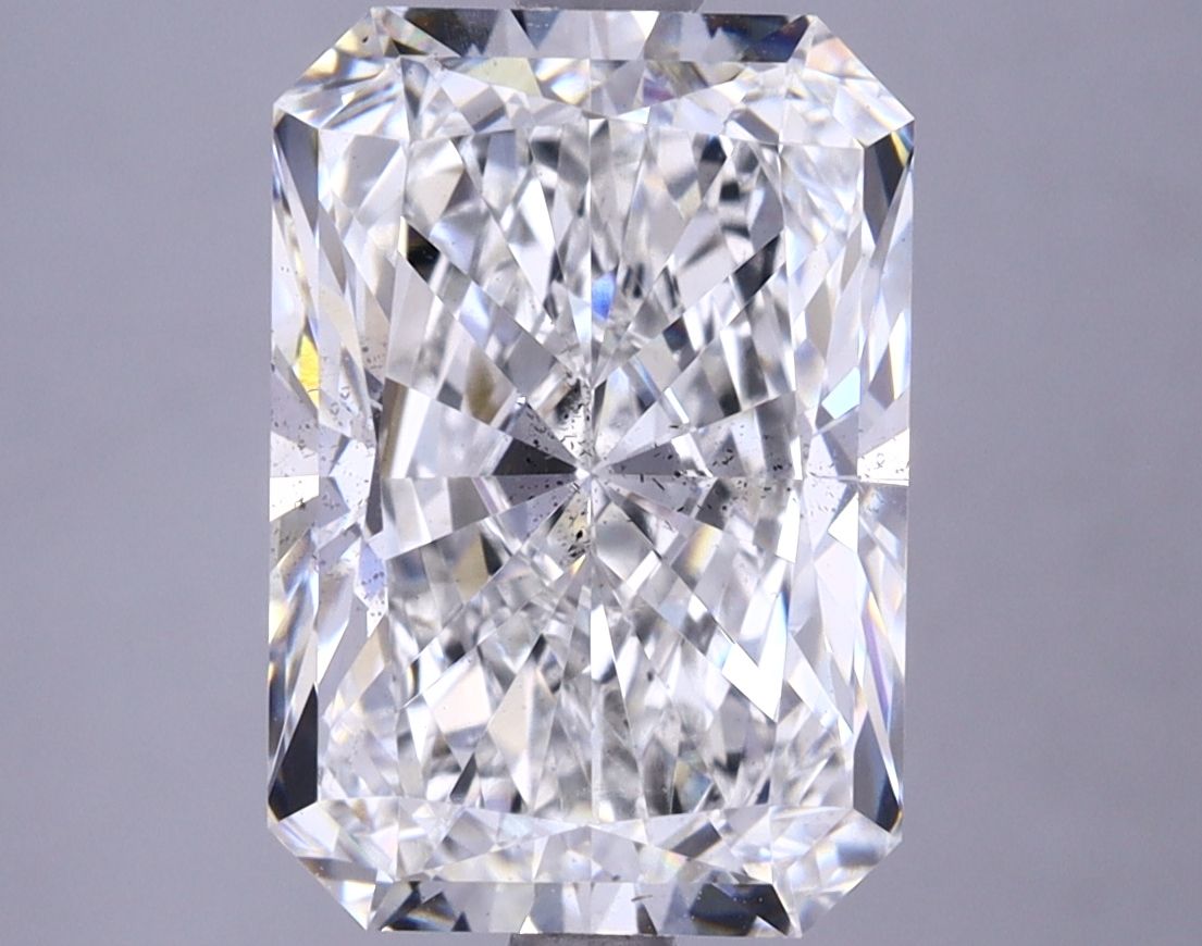 4.41 ct. radiant Lab Grown Diamond front image
