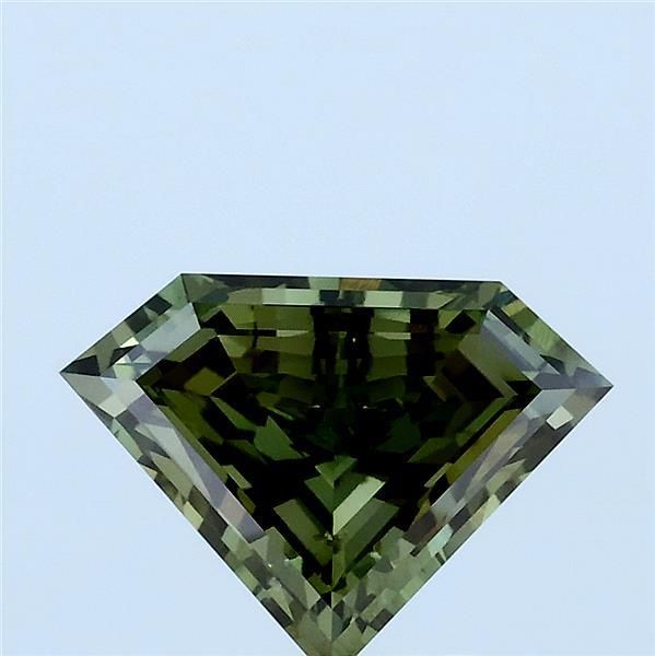 1.5 ct lab-grown Pentagonal Diamond
