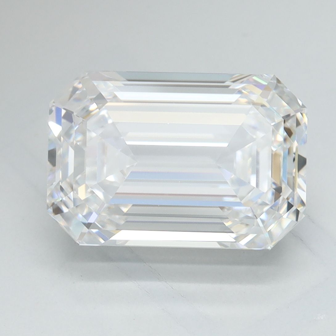 3.17 ct. emerald Lab Grown Diamond front image