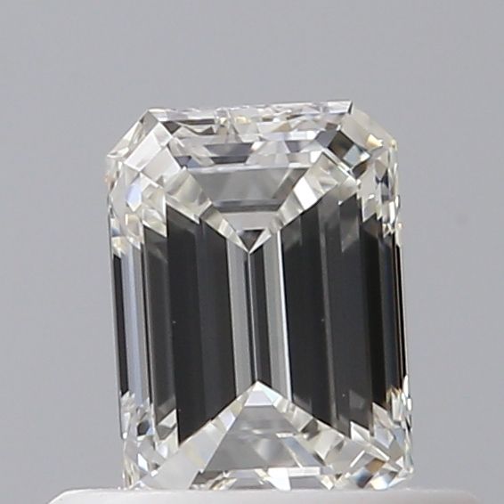 0.50 ct Emerald diamond