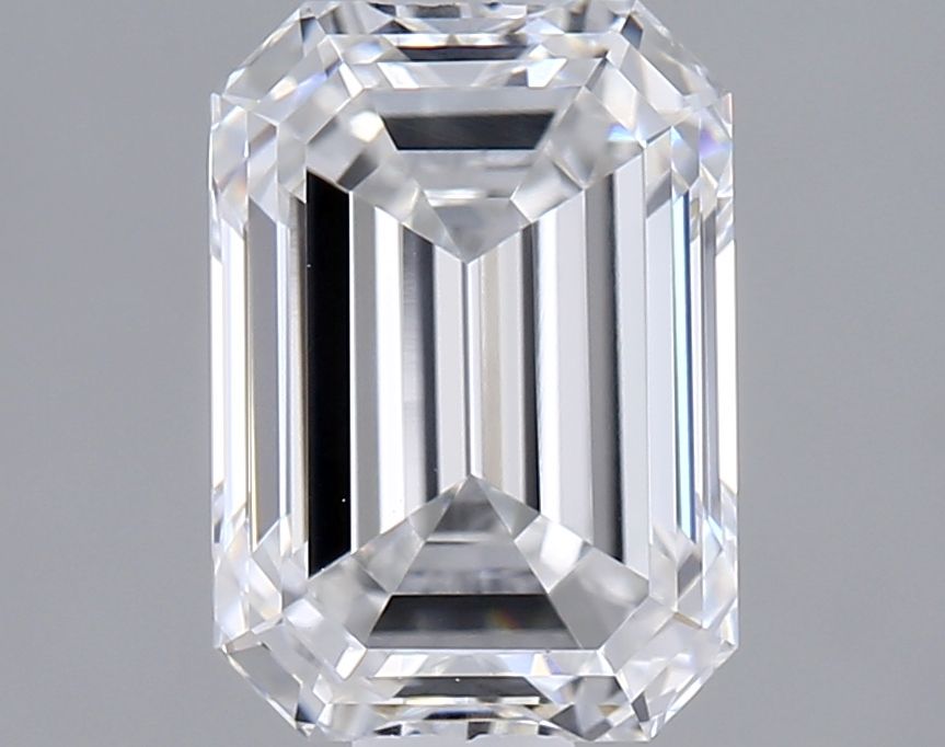 1.58 ct. emerald Lab Grown Diamond front image
