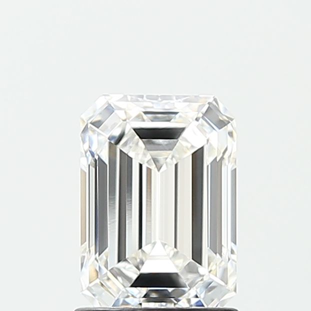 1.60 ct Emerald diamond