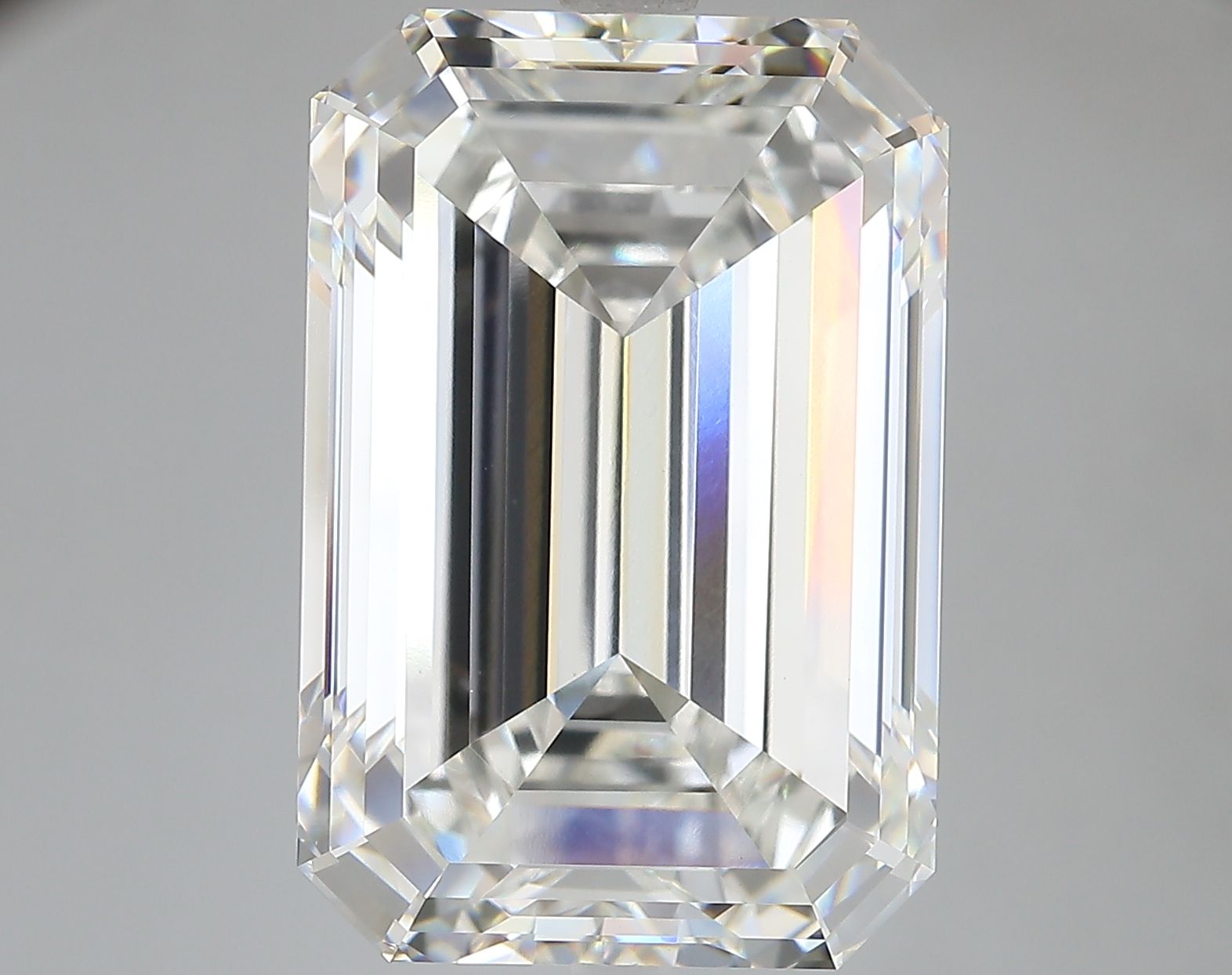 15.27 ct. emerald Lab Grown Diamond front image