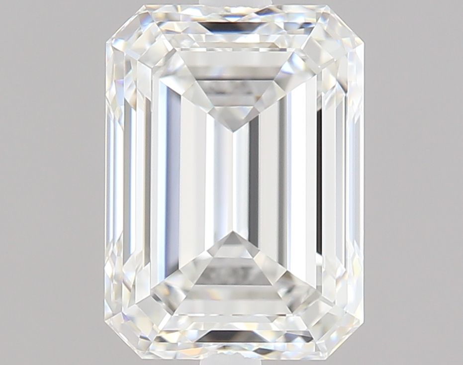 1.70 ct Emerald diamond