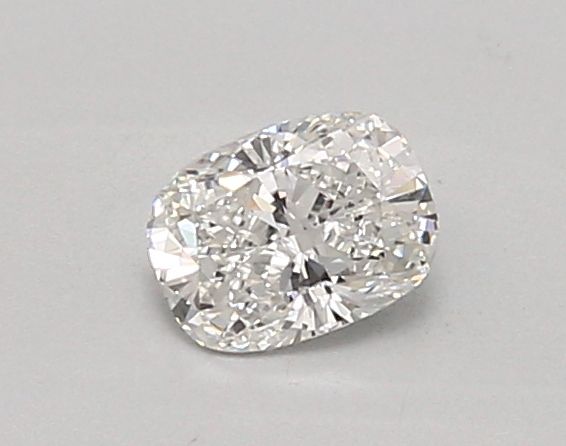 0.47 ct lab-grown Cushion modified Diamond
