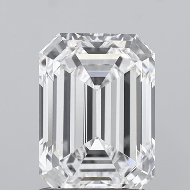 1.55 ct. emerald Lab Grown Diamond front image