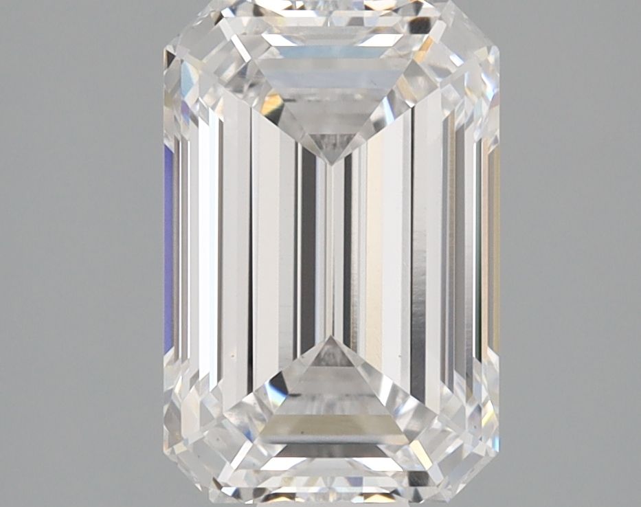 1.55 ct. emerald Lab Grown Diamond front image