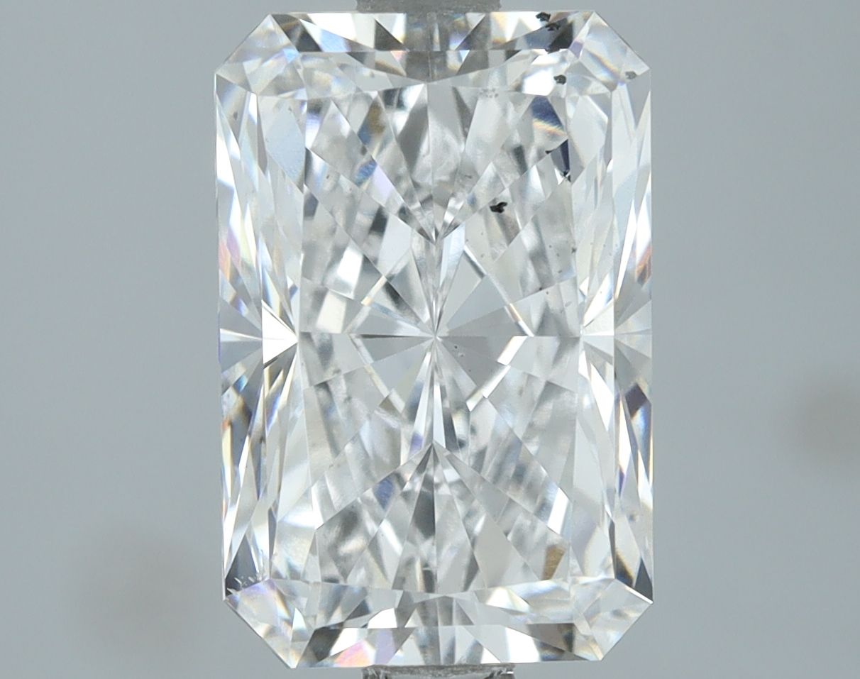 2.50 ct. radiant Lab Grown Diamond front image