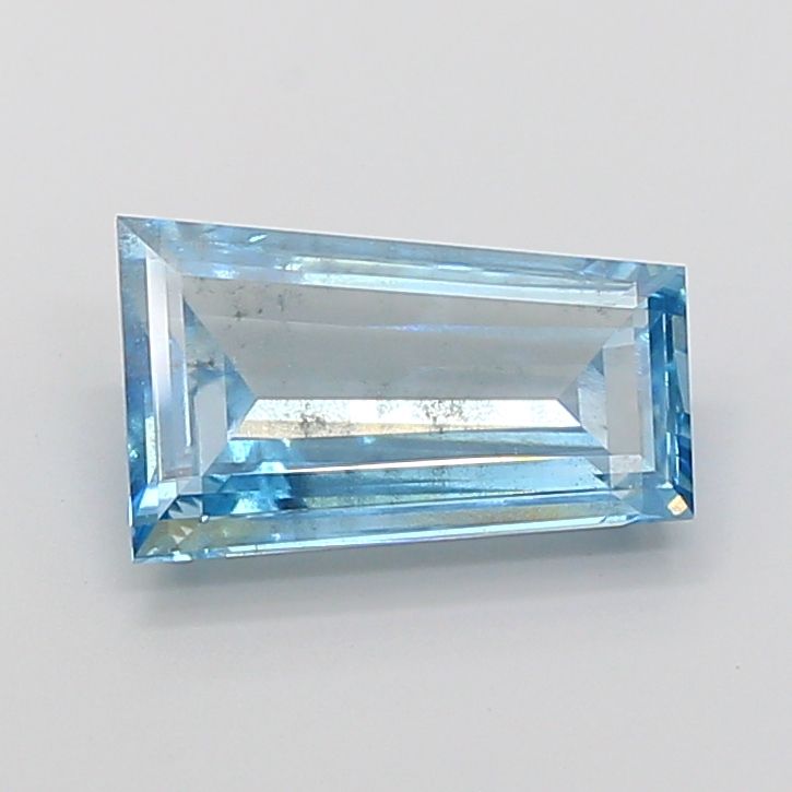 3.47 ct lab-grown Tapered baguette Diamond
