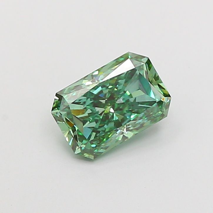 1.52 CT Fancy Vivid Green RADIANT