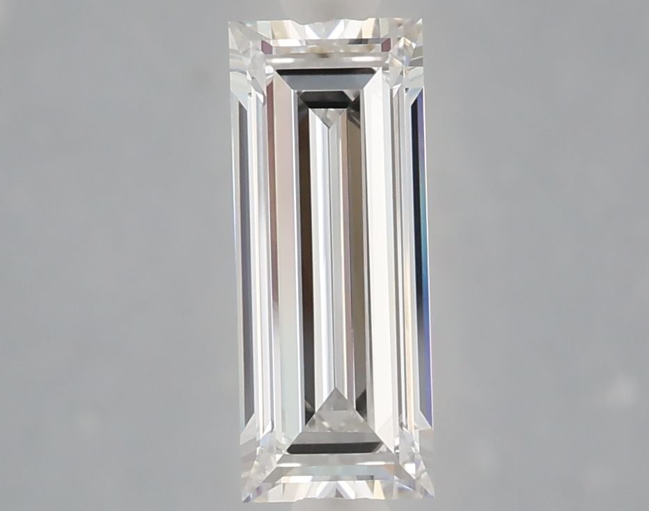 1.05 ct lab-grown Baguette Diamond