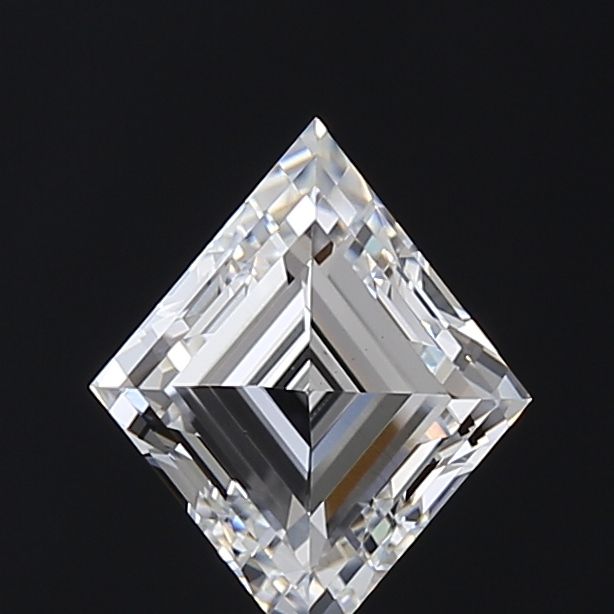 1.33 ct lab-grown Lozenge Diamond