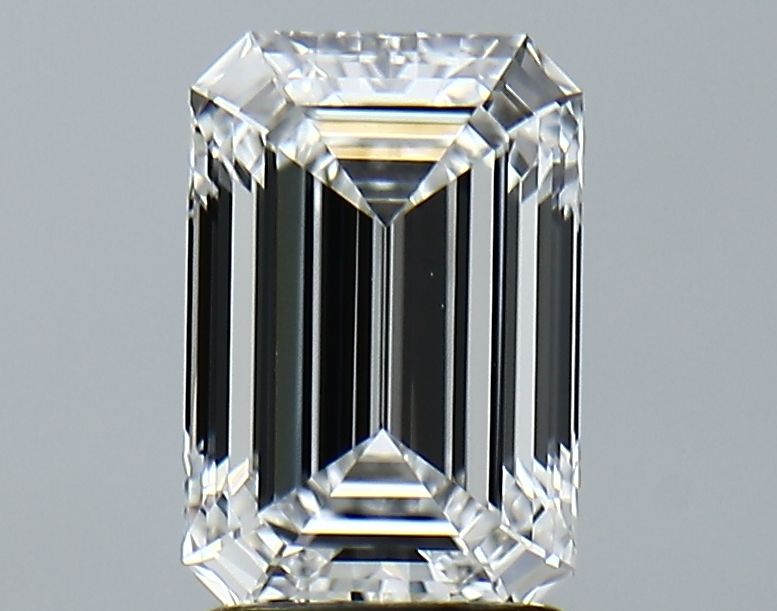 1.90 ct. emerald Lab Grown Diamond front image