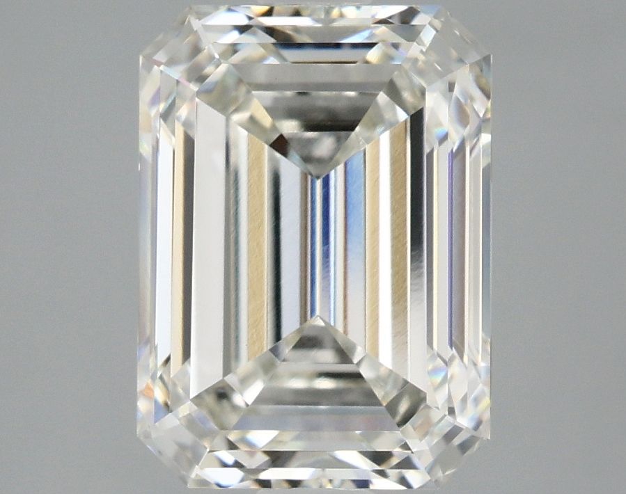 3.09 ct Emerald diamond
