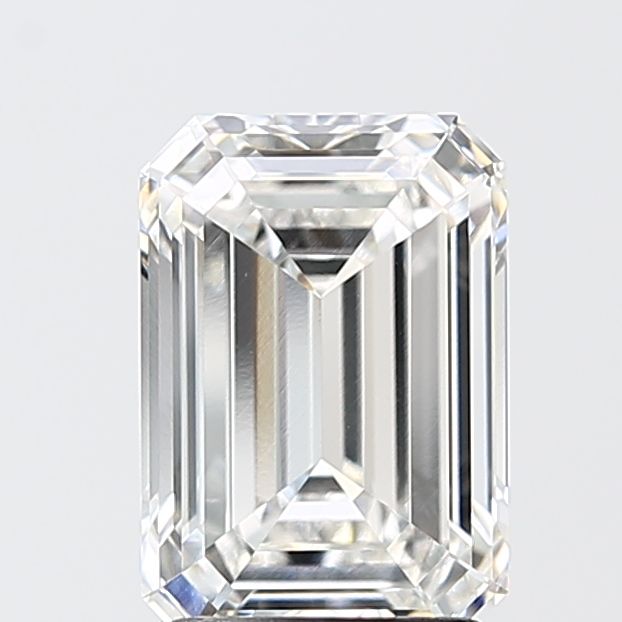 2.55 ct Emerald diamond