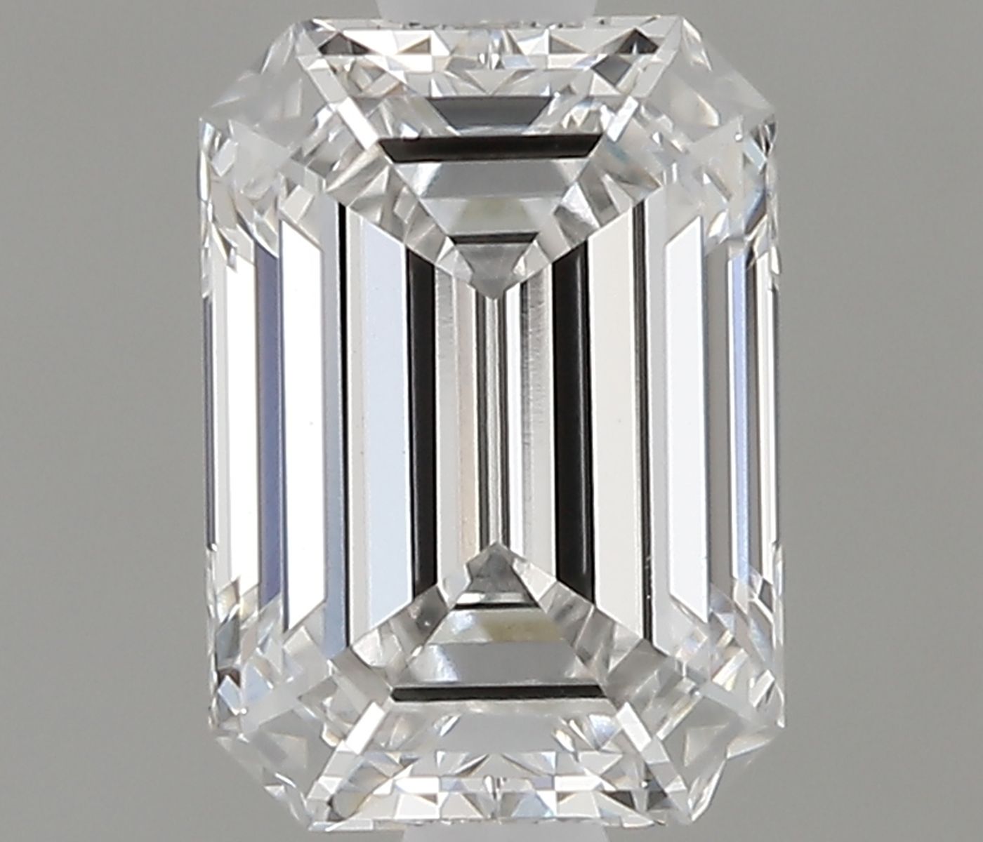 0.90 ct. emerald Lab Grown Diamond front image