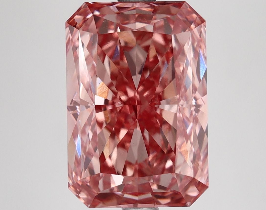 4.73 ct. radiant Lab Grown Diamond front image
