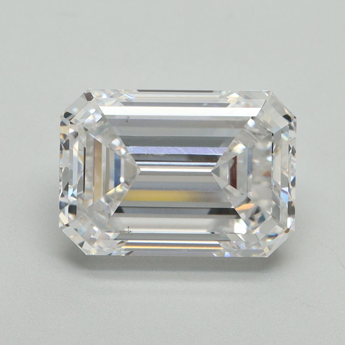 4.01 ct. emerald Lab Grown Diamond front image