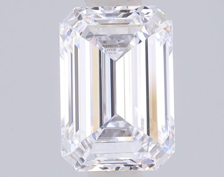1.04 ct. emerald Lab Grown Diamond front image