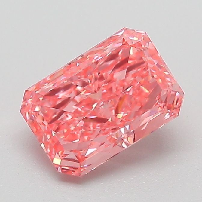 1.08 ct Radiant diamond