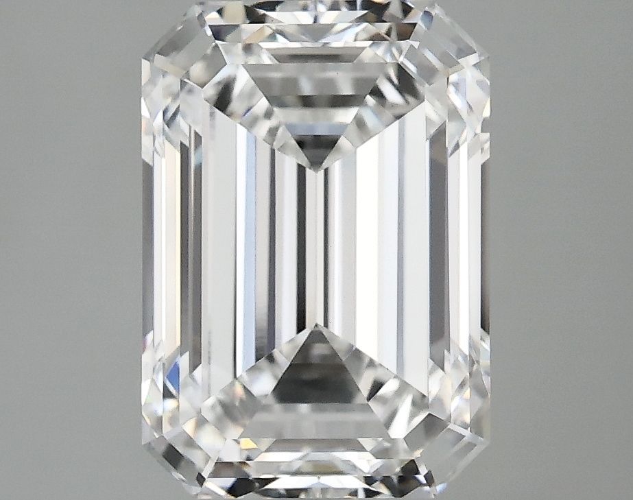 4.05 ct. emerald Lab Grown Diamond front image