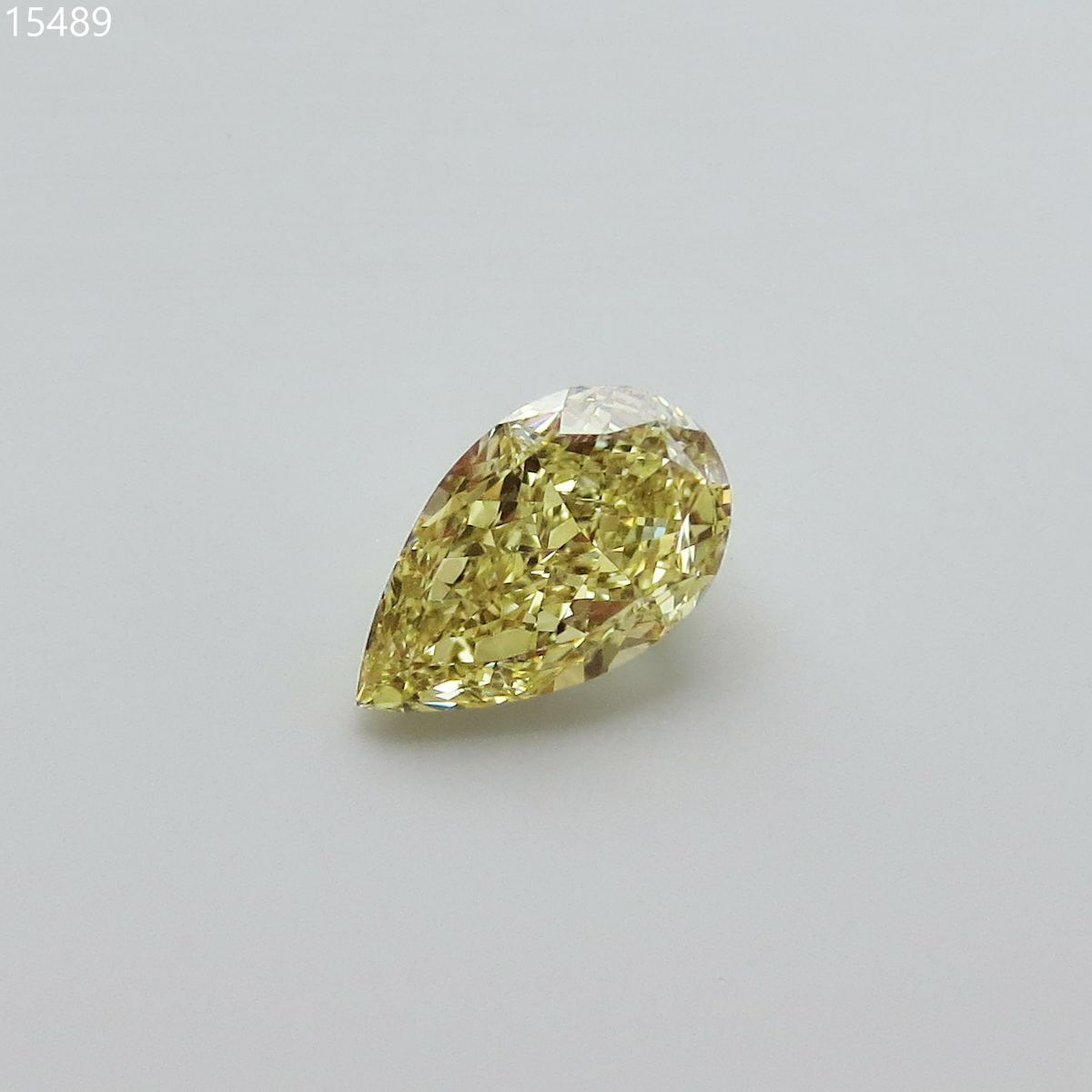 Diament 1.29 ct Fancy Grayish Yellowish Green/VS1