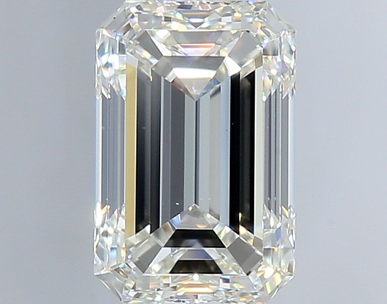1.70 ct Emerald diamond