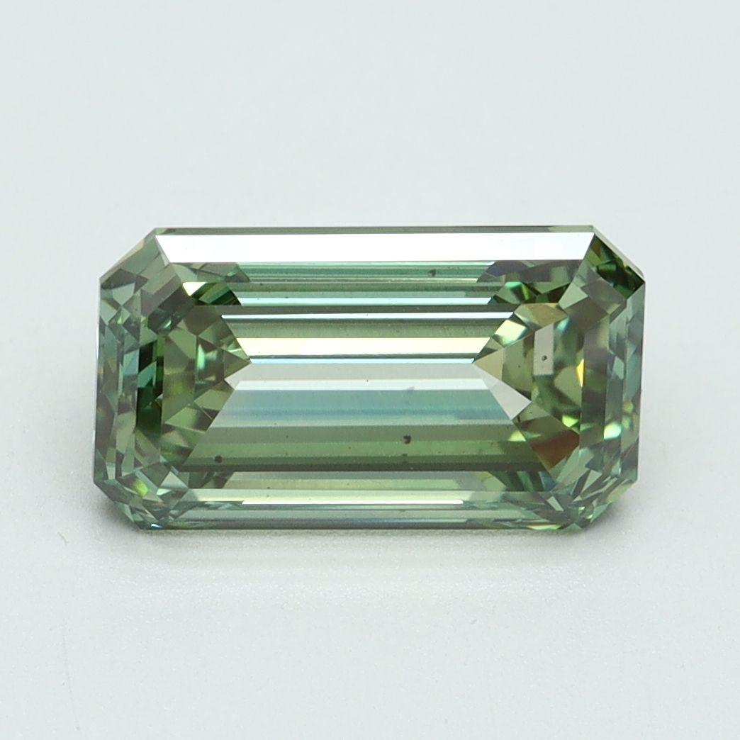 3.00 ct Emerald diamond