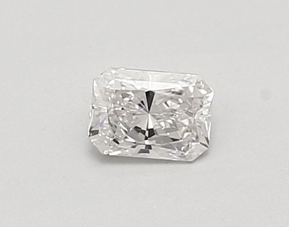 0.33 ct lab-grown Radiant Diamond
