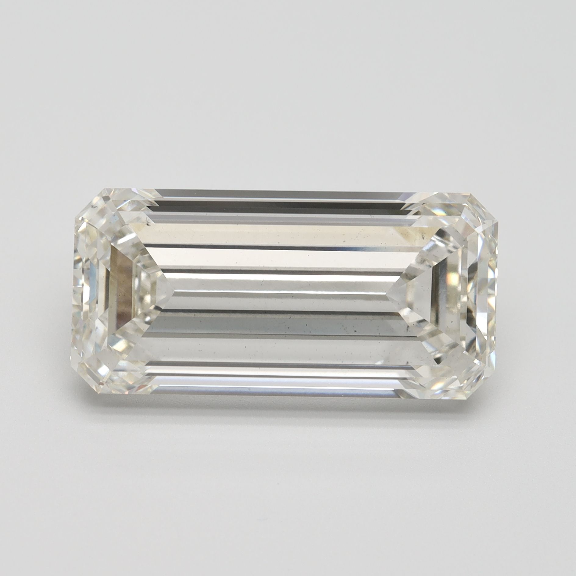 11.08 ct. emerald Lab Grown Diamond front image