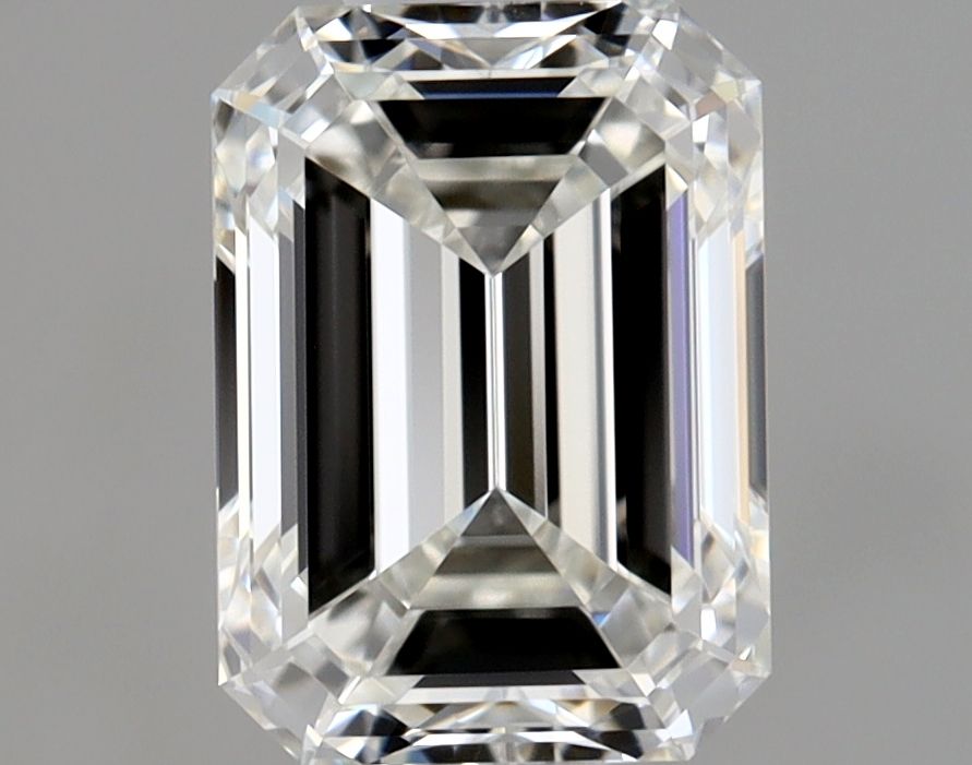 0.75 ct Emerald diamond