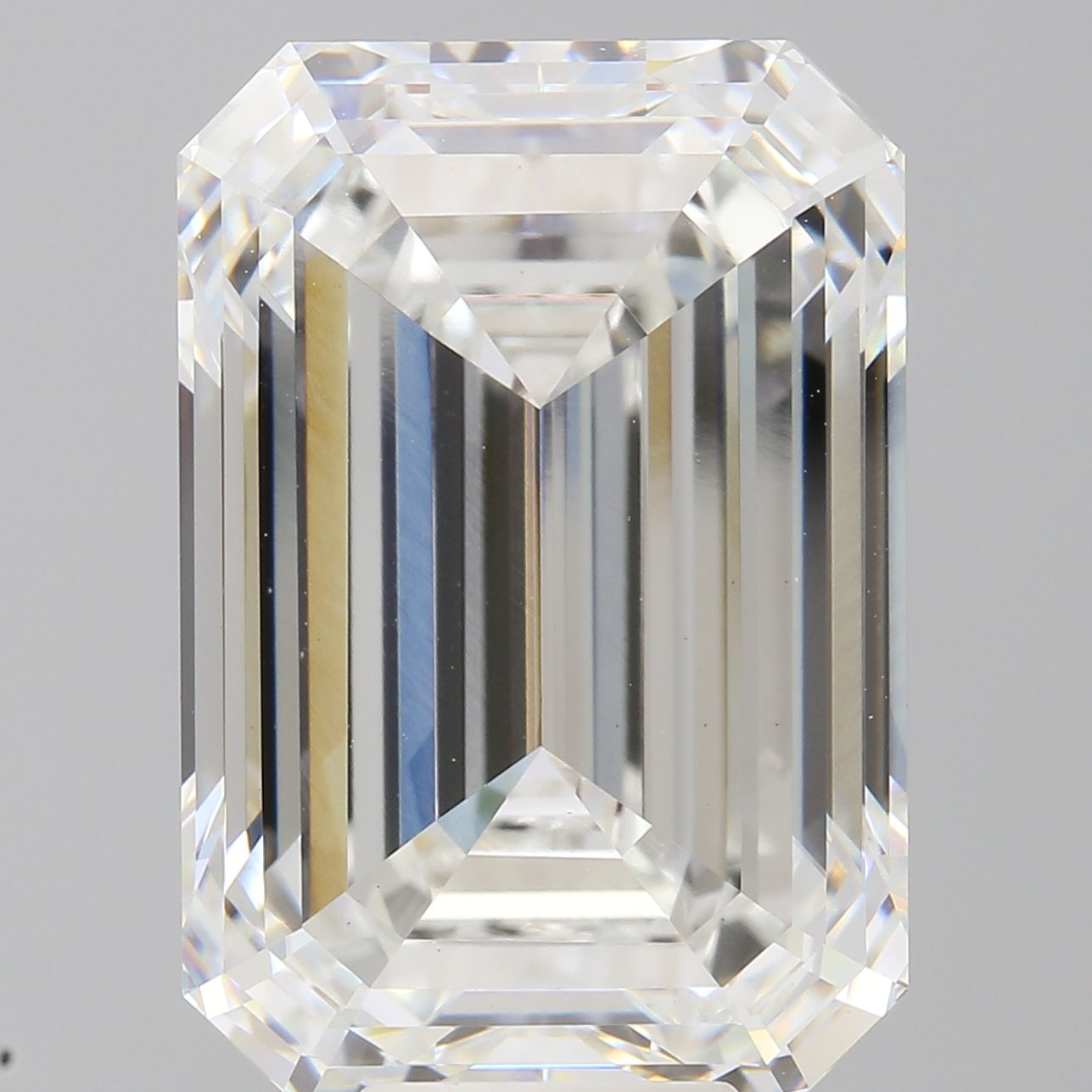 11.50 ct. emerald Lab Grown Diamond front image