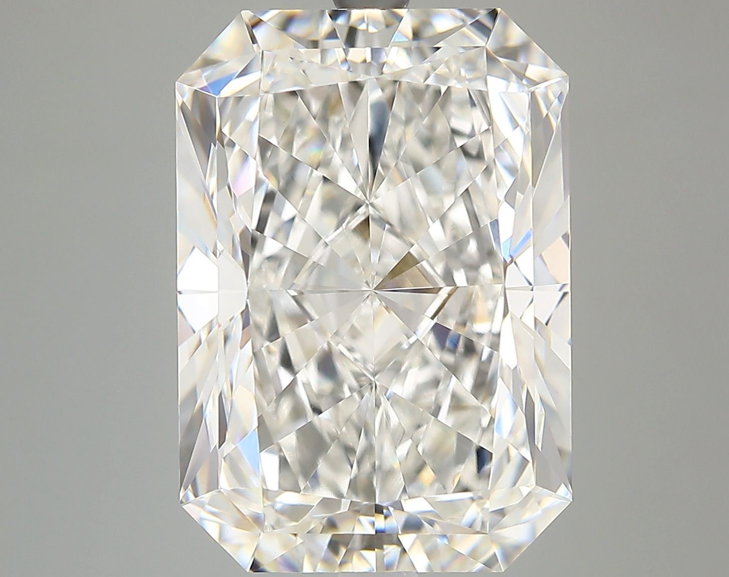 8.58 ct. radiant Lab Grown Diamond front image