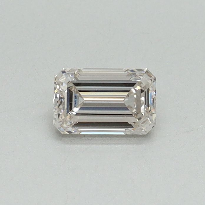 0.30 ct Emerald diamond