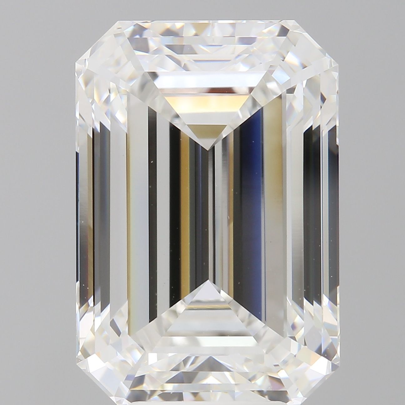 8.00 ct. emerald Lab Grown Diamond front image