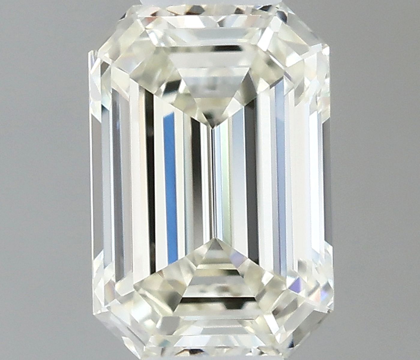 0.31 ct Emerald Diamond