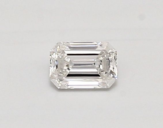 0.3 ct lab-grown Emerald Diamond
