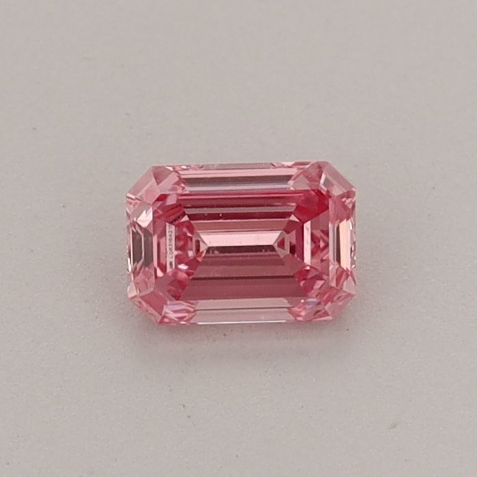 0.3 CT Fancy Vivid Pink EMERALD