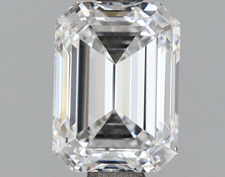 1.81 ct. emerald Lab Grown Diamond front image